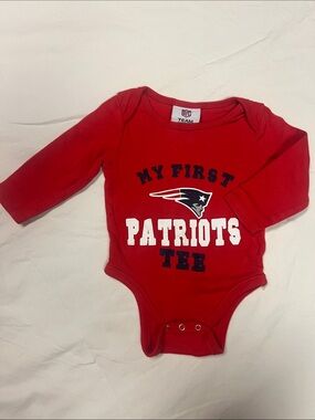 NFL Team Apparel Patriots Onesie
